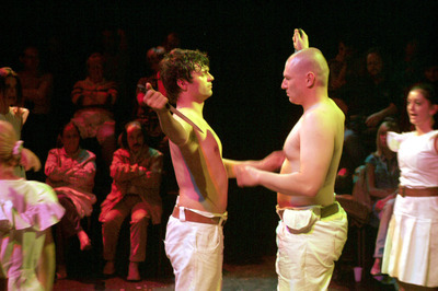 Gyerekek és katonák Gyerekek és katonák