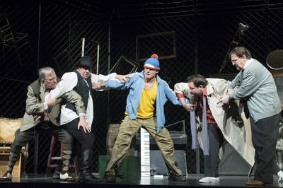 Komámasszony, hol a stukker? Komámasszony, hol a stukker?