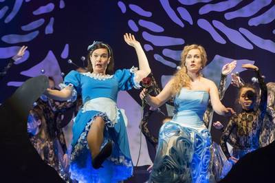 Leánder és Lenszirom Leánder és Lenszirom