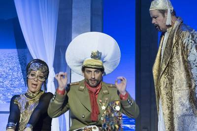 Olasz nő Algírban Olasz nő Algírban