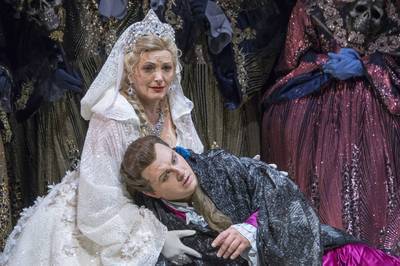 Az álarcosbál Az álarcosbál